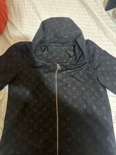 lv windbreaker