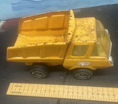 Vintage tonka tipper truck - tipper,