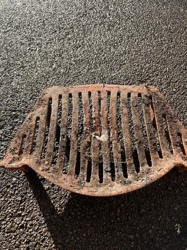 Cast iron fire grate and - iron,