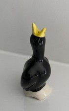 Vintage BLACK BIRD PIE FUNNEL