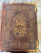 Antique Leather Bound Holy Bible By William Collins Sons & Co - As Found