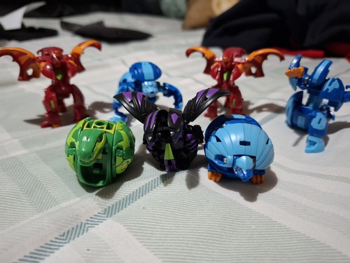 Bakugan battle planet - bakugan, figures