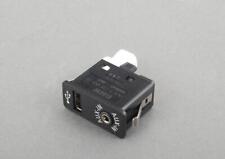 BMW USB AUX Auxiliary Input Socket E81 E87 E90 F10 F12 E70 Genuine 84109237653