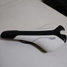 Selle Royal Seta road bike