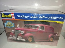 REVELL MODEL - 1/24 - 1939 CHEVY SEDAN DELIVERY LOWRIDER - NEW SEALED
