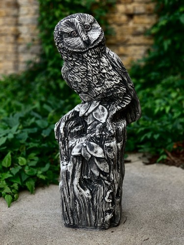 Large owl decoration - , concrete