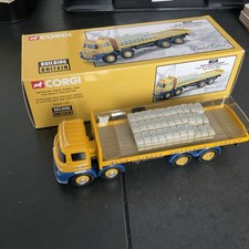 1:50 Corgi Classics 13904: Blue Circle Cement Foden S21 8-wheel platform lorry.