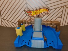 Hot Wheels Clean Ride Car Wash 2014 Playset Mattell