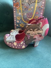 Beautiful Irregular Kitten Shoes Size 7.5