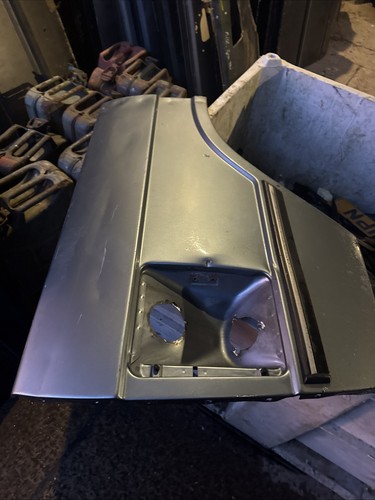 Range rover classic rear wing - range,