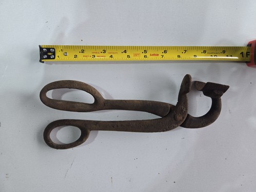 Antique pig snouter hog holder - antique,