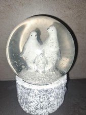 penguin  Snow Globe 