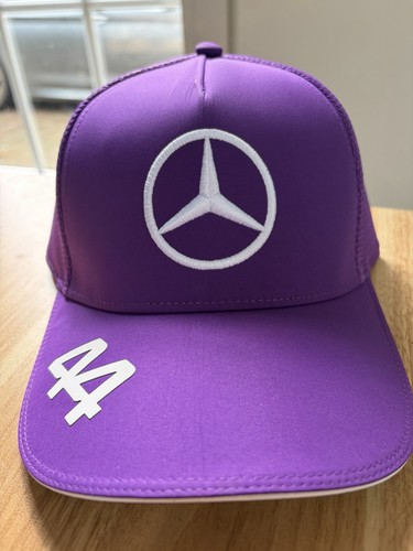 Mercedes amg petronas lewis - f1,