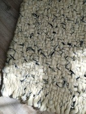 LUXURY CHUNKY WOOL WOVEN RUSTIC RUG, BASKET WEAVE, BRAND NEW, IVORY/BLACK