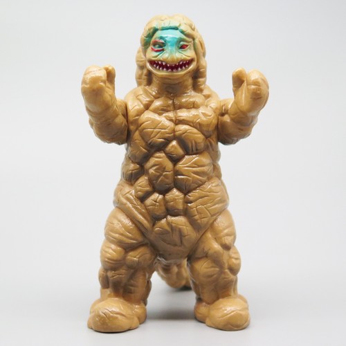Ultraman sofubi kaiju shugaron - ultraman,