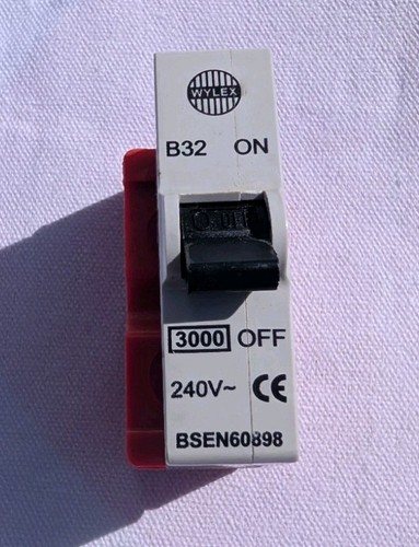 Wylex amp curve 3ka - 32, mcb