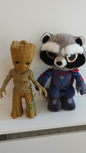 Marvel rocket racoon - racoon, dancing