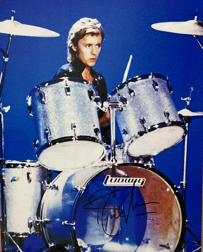 Roger taylor signed 8 - roger, x