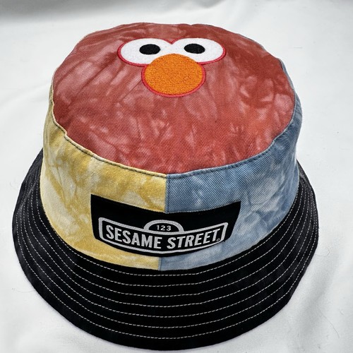 Sesame street universal - street,