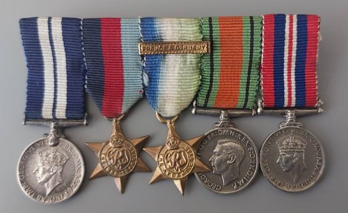 Miniature medal group - miniature,