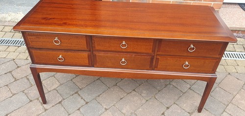 Stag minstrel console - minstrel, dressing