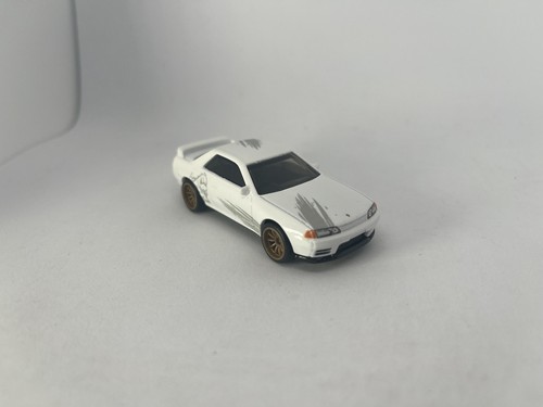 Hot wheels premium nissan - premium,