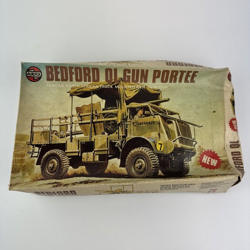 Vintage airfix bedford gun - airfix,