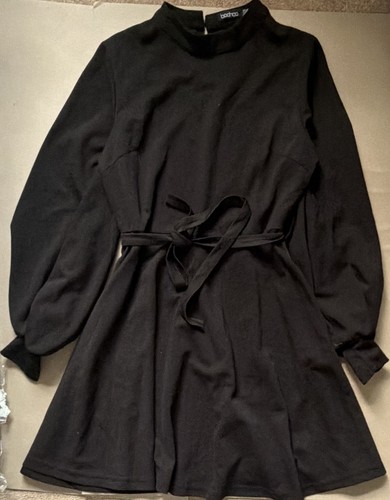 Boohoo black high neck crepe - black,