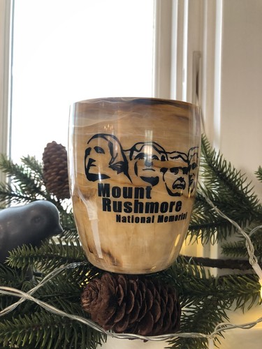 Mount rushmore faux - mount,