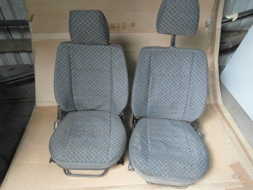Land rover defender front - land,