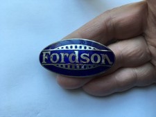 C1933-39 VINTAGE FORDSON COMMERCIAL ENAMEL BONNET BADGE