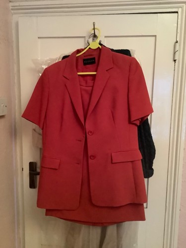 Ladies suit size ideal - ladies, 12