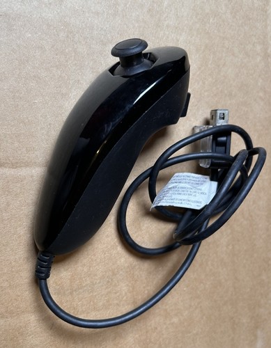 Official nintendo wii nunchuck - nintendo,