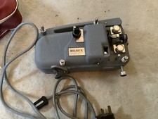 VINTAGE HOLBECK 8MM MADE IN JAPAN HOME CINEMA PROJECTOR Collectable
