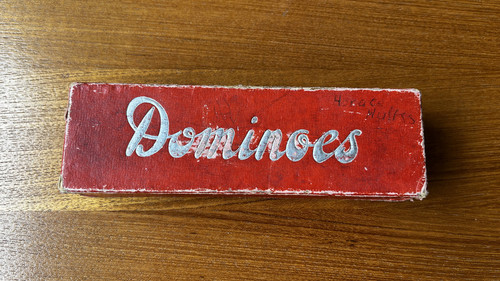 Spears vintage dominoes set - spears, in