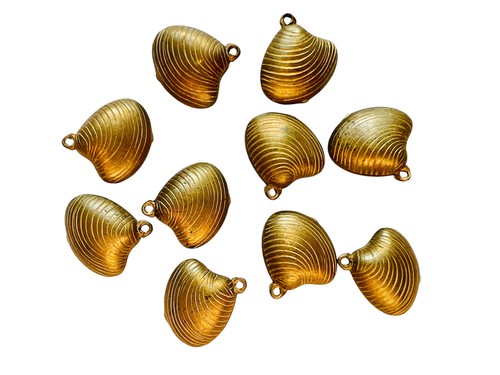 True vintage seashell - true,