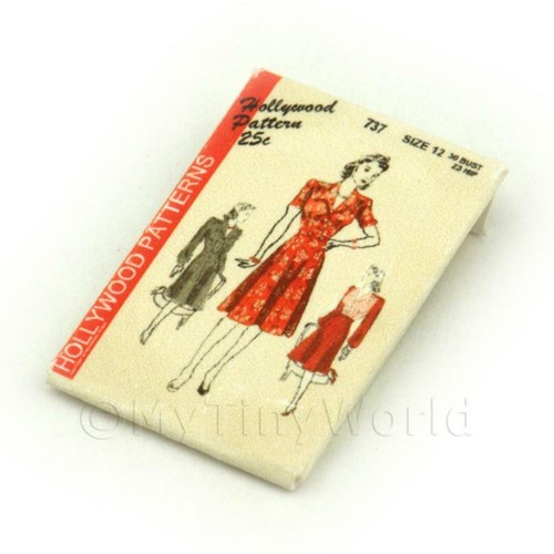Dolls house miniature - dolls,
