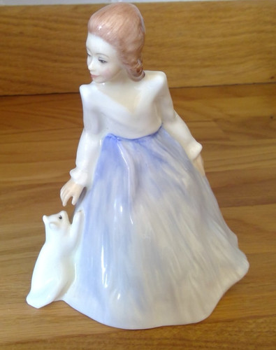 Mini royal doulton lady - mini,