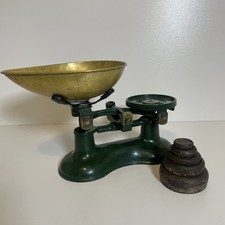 Vintage Kitchen Scales with Weights Cast Iron Victor Made in England 