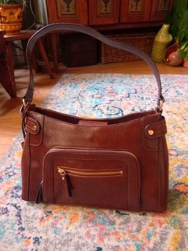 Lovely liz claiborne - liz,
