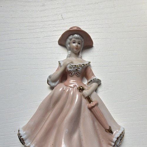 Ceramic lady auntie figurine - lady,