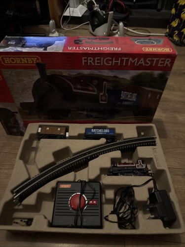 Hornby gauge freightmaster - 00,