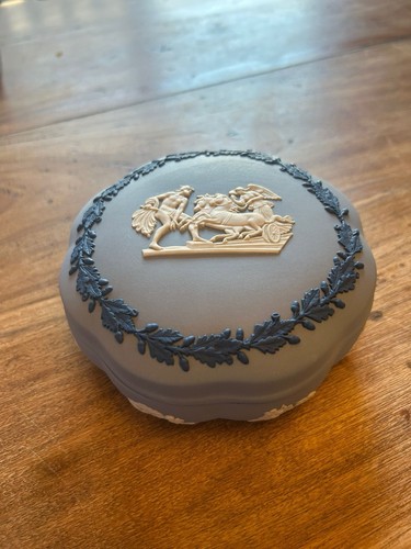 Wedgewood jasperware tri - wedgewood,