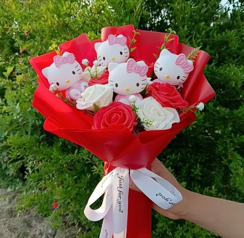 Hello kitty roses bouquet - kitty,