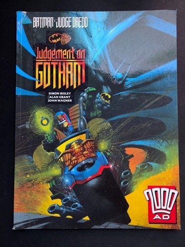 Batman judge dredd - judge,