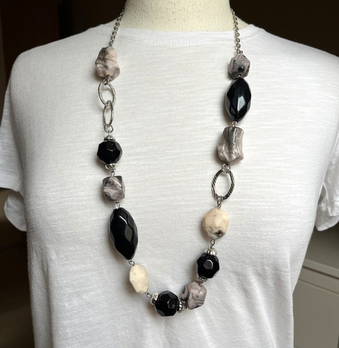Chunky bead necklace black - necklace, &