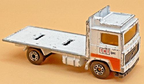 Matchbox superfast volvo tnt - matchbox,