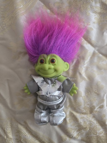 Martian russ troll - troll, doll