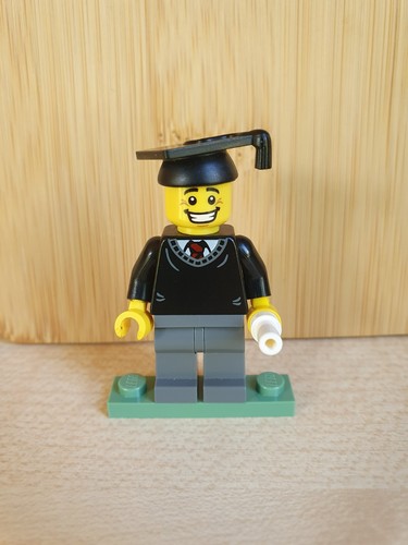 Lego cmf series graduate - cmf,