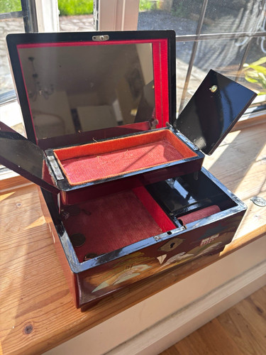 Vintage japanese red - red, lacquer